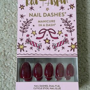 Red Aspen St. Nick Nail Set